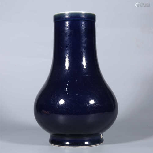 Qing-Yongzheng Blue Glazed Vase