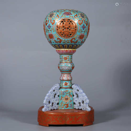 Qing-Qianlong famille rose hat rack