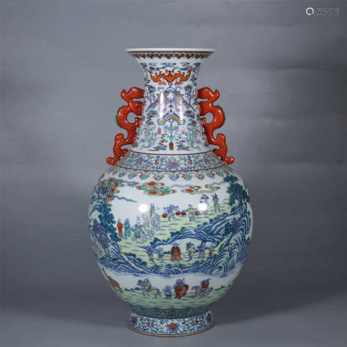 Qing Dynasty-Qianlong Doucai Double-ear Vase