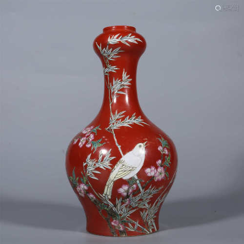 Qing-Yongzheng famille rose garlic bottle