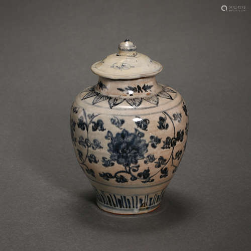 MING DYNASTY, CHINESE BLUE AND WHITE PORCELAIN JAR WITH LID