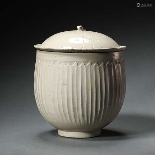 DING WARE WHITE PORCELAIN BOWL WITH LID, NORTHERN SONG DYNAS...