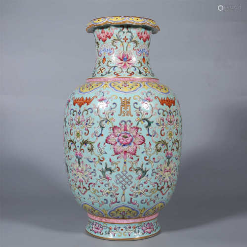 Qing-Qianlong famille rose flower vase