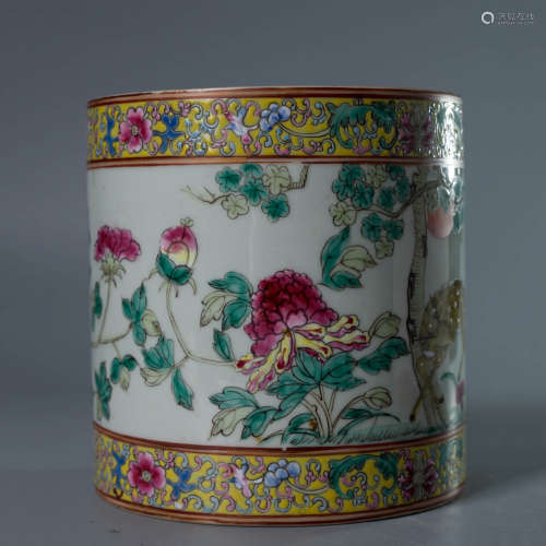 A Famille Rose Floral Porcelain Brushpot