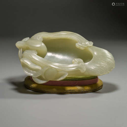 A Carved Hetian White Jade Brush Washer