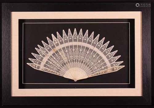 A Fine 19th Century Ivory Brisé Fan.