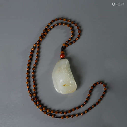 A Carved Hetian Jade Pixiu Pendant