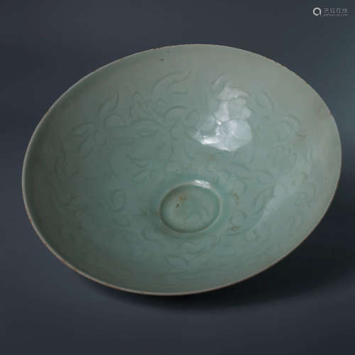 A Misty Blue Glaze Incised Floral Bowl