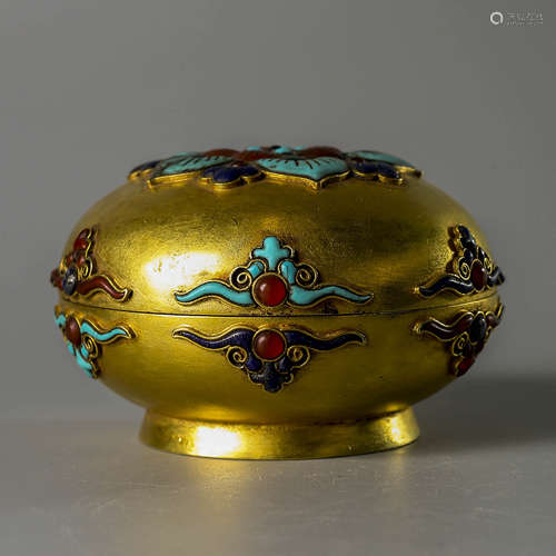 A Gems Inlaid Gilt Bronze Shilizi Box