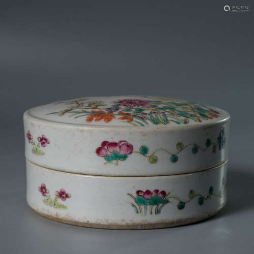 A Famille Rose Floral Box With Cover