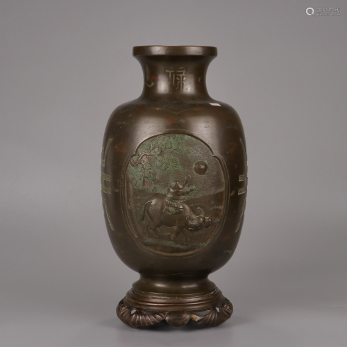 Cooper Figure Story Vase