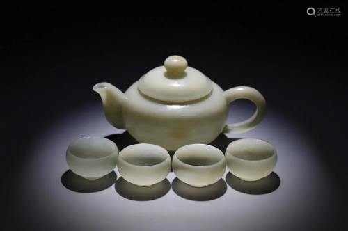 A Set of Hetian Jade Teapot