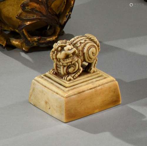 中国 - 19世纪初象牙印H.5 cm - W. 5 cm - D. 4.5 cm - 重量：95 ...