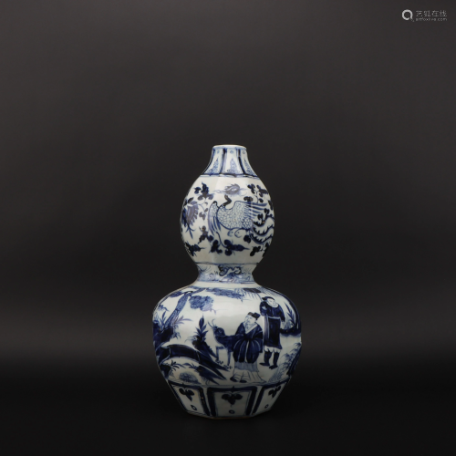 Blue and White Figure and Phoenix Gourd-shaped Vase