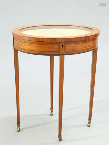 A EDWARDIAN SATINWOOD BIJOUTERIE TABLE