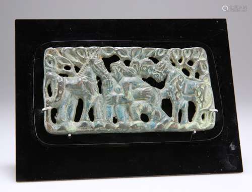 A BELT PLAQUE, INNER OR OUTER MONGOLIA, 2ND CENTURY BC-1ST C...