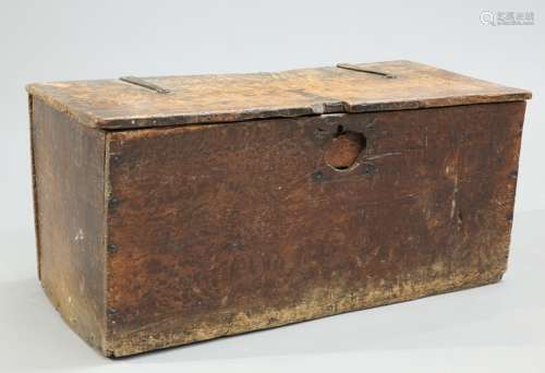 A 17TH CENTURY BOARDED OAK TRUNK