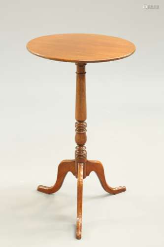 AN EARLY 19TH CENTURY MAHOGANY TRIPOD TABLE