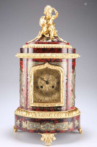 A 19TH CENTURY FRENCH BOULLE MANTEL CLOCK