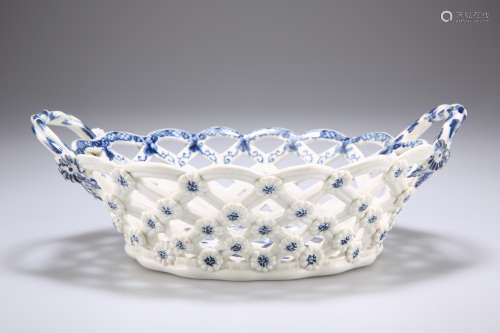 A WORCESTER BLUE AND WHITE BASKET