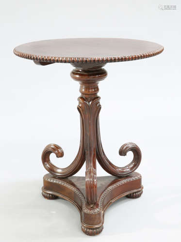 A VICTORIAN MAHOGANY OCCASIONAL TABLE BY GILLOW AND CO