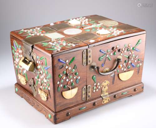 A 19TH CENTURY CHINESE HARDWOOD INLAID DRESSING TABLE CHEST