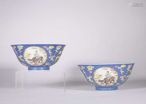 A pair of famille-rose 'figure' bowl