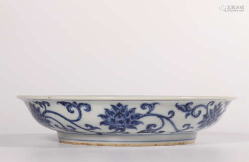 A blue and white 'floral' dish