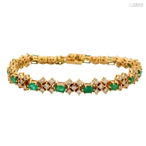 Armband mit Smaragden und Brillanten von zus. ca. 2,8 ct, ca...