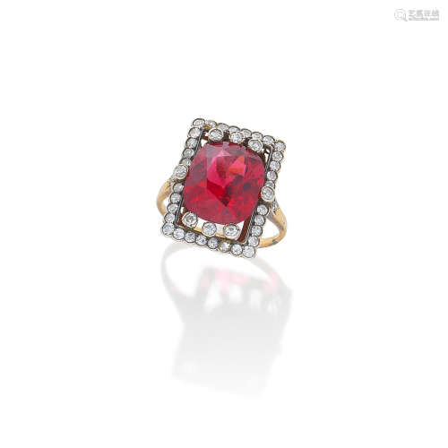 A SPINEL AND DIAMOND RING, CIRCA 1890