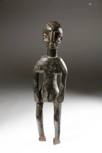 Arte africana Male figure, Chamba (?)Nigeria.