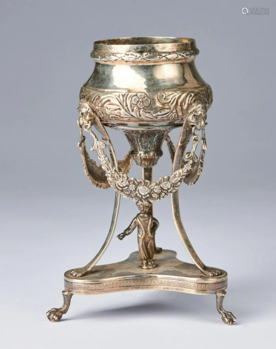 Wunderkammer A silver vessel decorated with