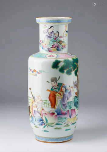 Arte Cinese A rouleau famille rose porcelain vase