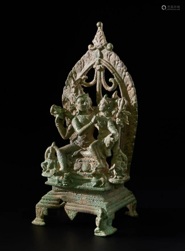 Arte Indiana A bronze figure of UmamaheswaraIndia,