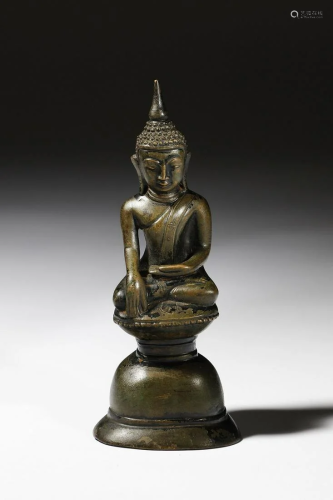 Arte Sud-Est Asiatico A bronze figure of Buddha Burma,