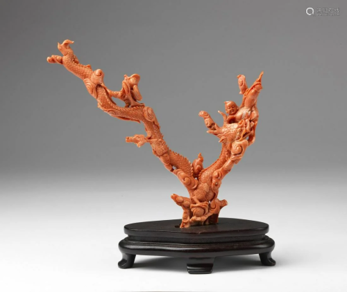 Arte Cinese A large carved coral branchChina, Qing