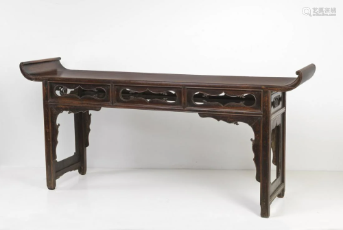Arte Cinese A hardwood altar table (qiaotouan)China,