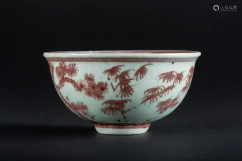 Arte Cinese A red iron porcelain bowl painted with