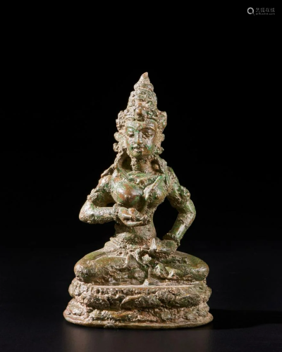 Arte Sud-Est Asiatico A bronze figure of female deity