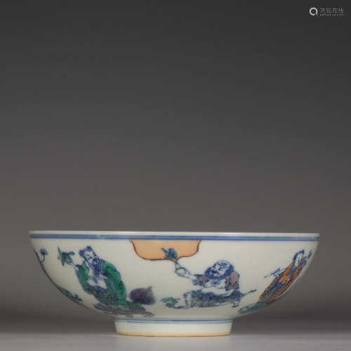 A Doucai Bowl with Eight Immortals