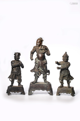 A Chinese bronze figure group of Guan Gong