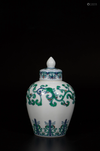 Doucai porcelain vase