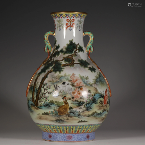 Qianglong style famille rose animal amphibian vase