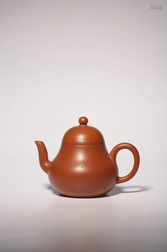 A Chinese zisha teapot