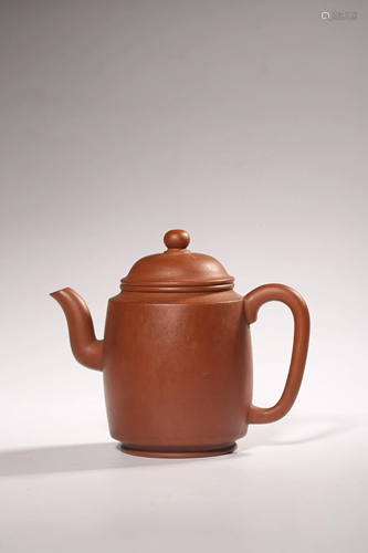 A Chinese zisha teapot