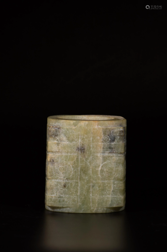 A Chinese archaic jadeite cong
