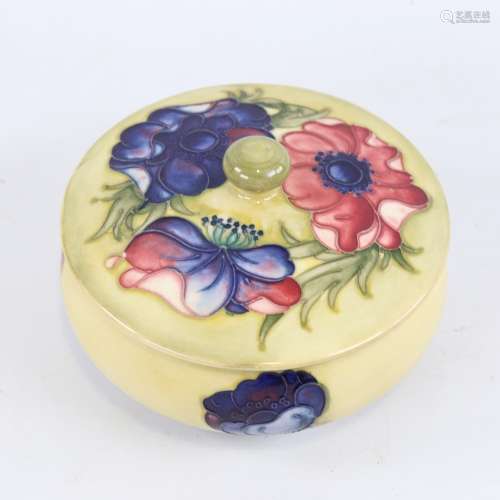 MOORCROFT POTTERY - poppy design bowl and cover, diameter 14...