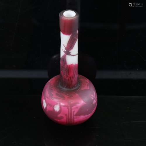 DAUM NANCY - red and white overlay cameo glass shaft and glo...