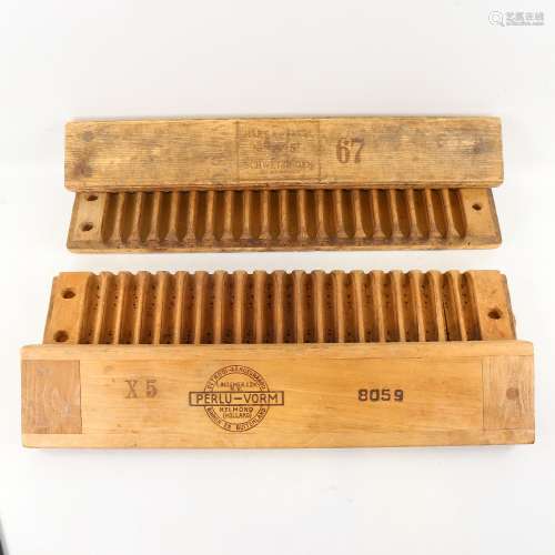 2 wooden cigar presses