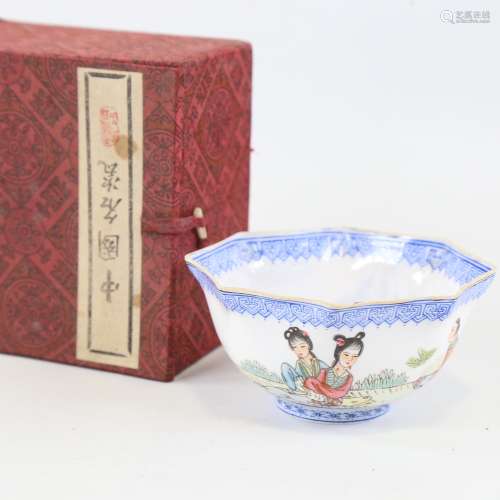 A Chinese fine porcelain rice bowl, hand painted figures in ...